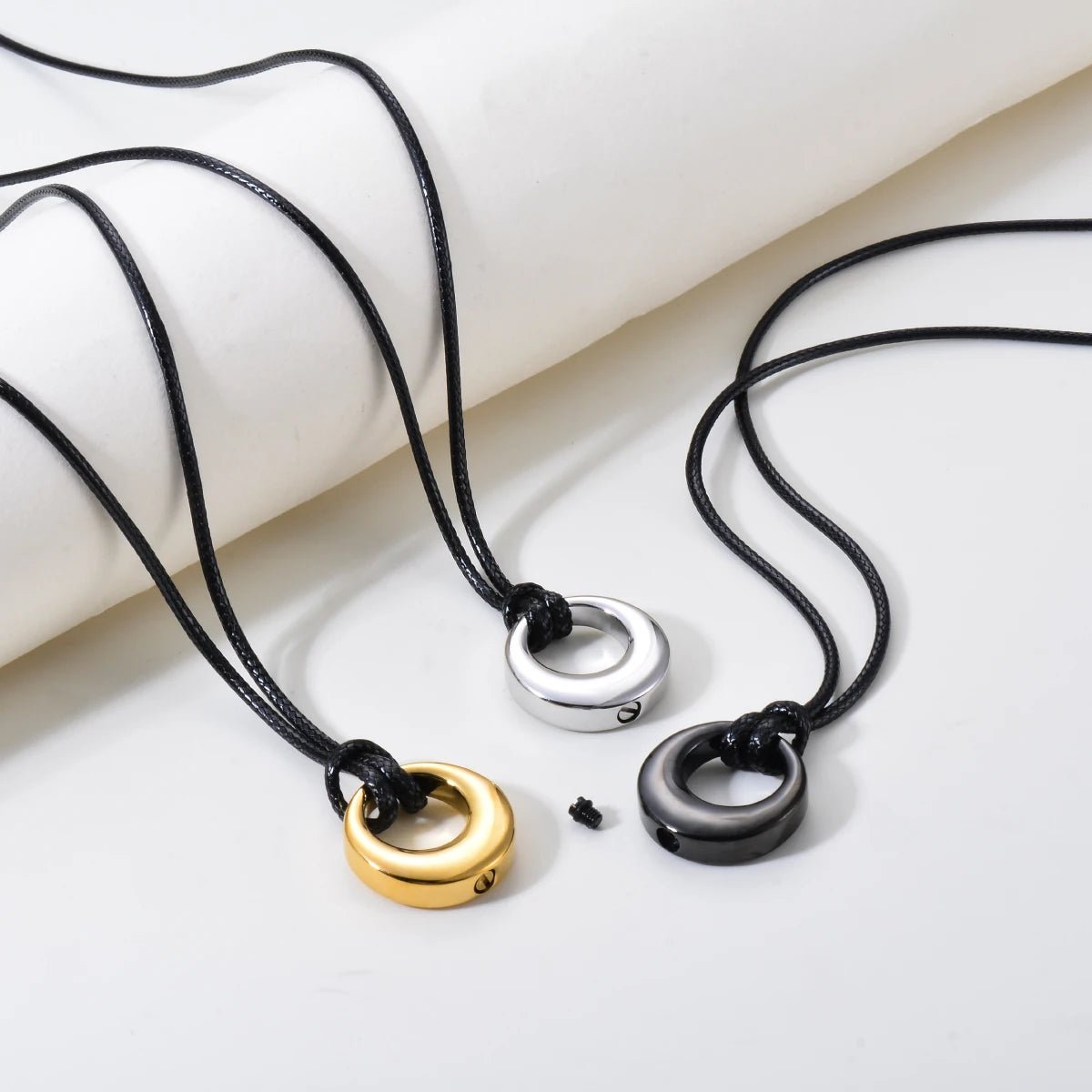 Eternal Circle of Life Cremation Necklace – Timeless Memorial Jewelry with Funnel Kit - Lumen Memory
