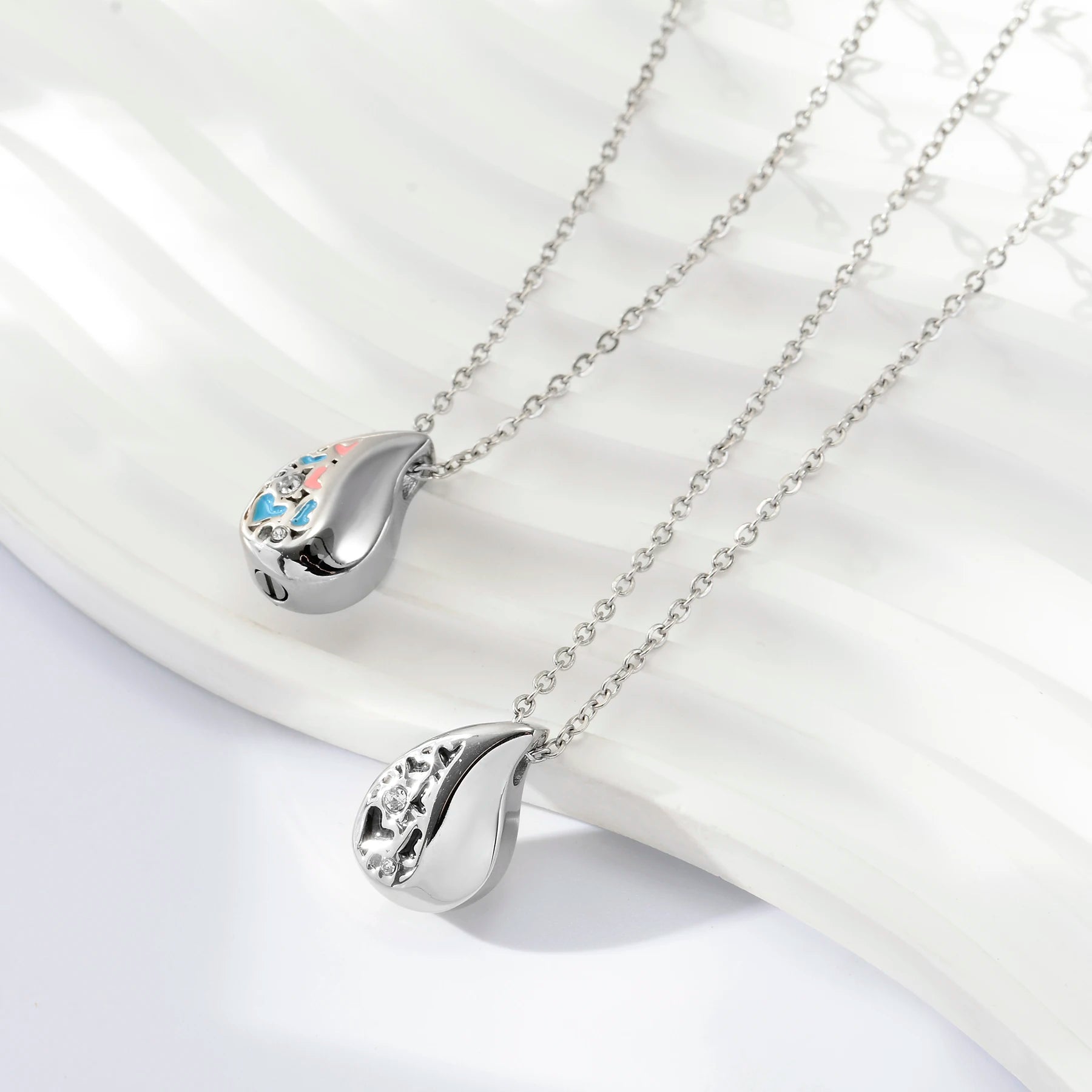 Teardrop Heart Urn Necklace – Stainless Steel Cremation Pendant for Ashes - Lumen Memory